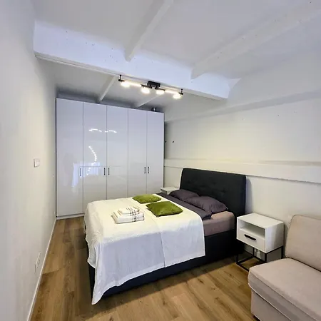 With A Pool Apartament